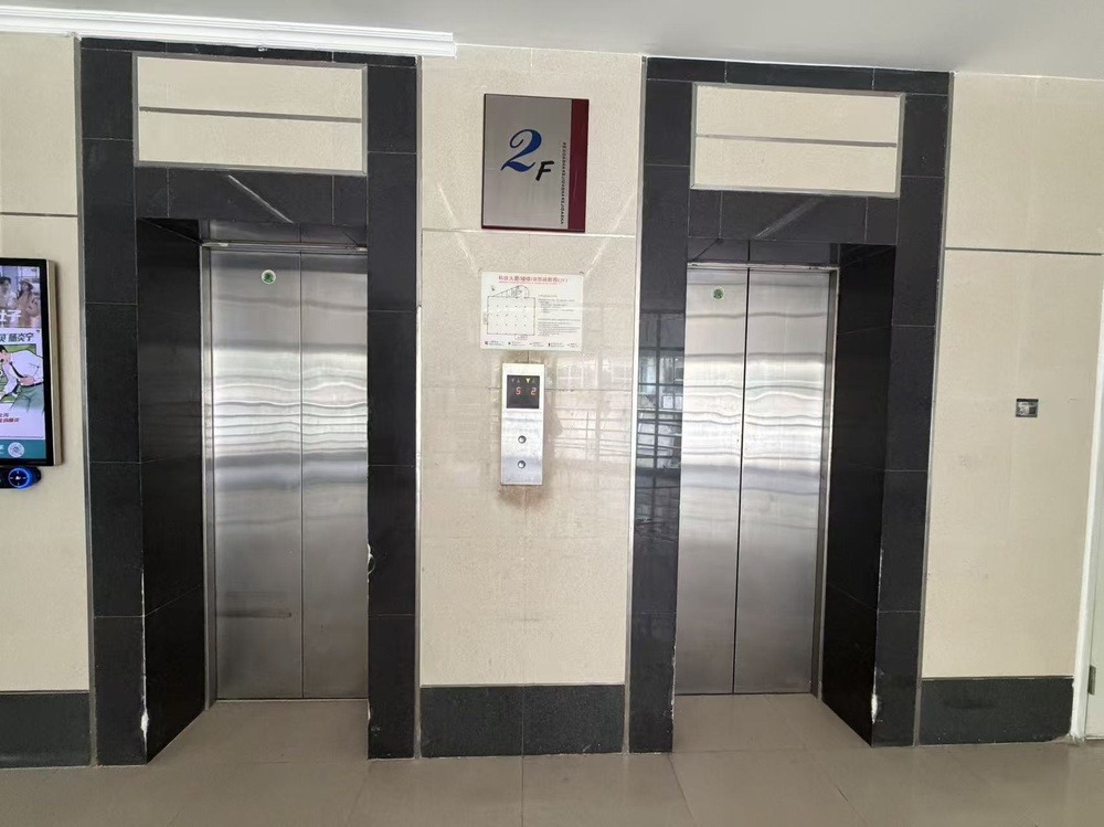 电梯厅1